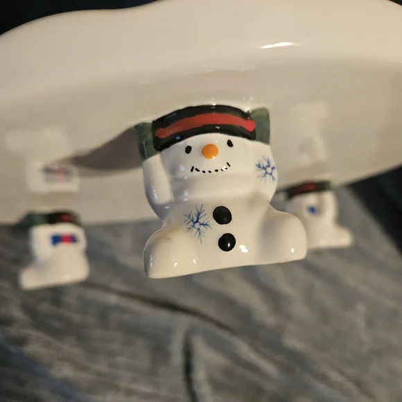 Snowflake & Snowmen Ceramic Cake Stand - Picture 5 of 5
